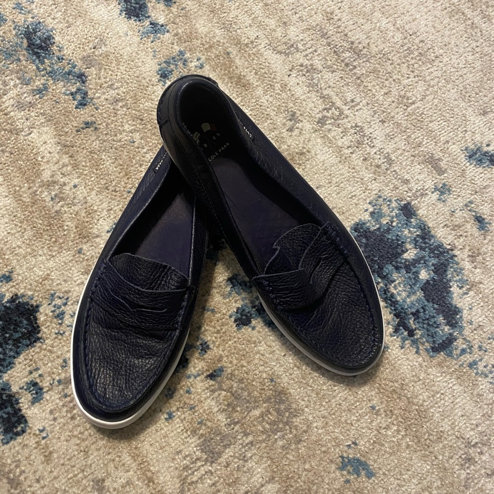 Cole Haan size 9 Navy loafers